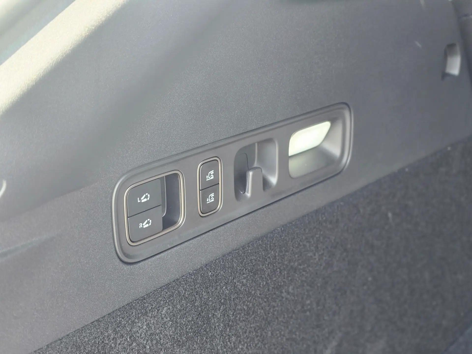Li Auto i6 2025 Model Two-Wheel-Drive Standard Type — миниатюра 36