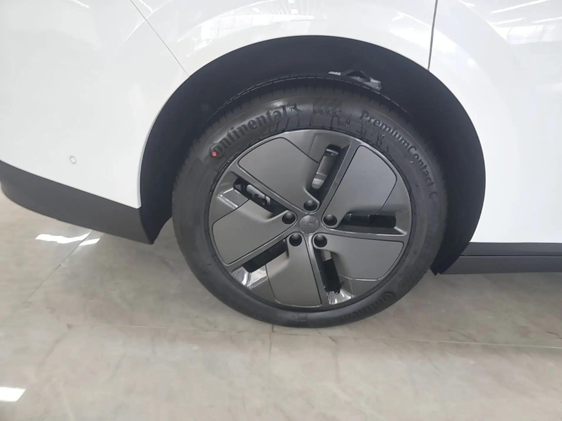 Li Auto i8 2025 Model Standard Version — миниатюра 11