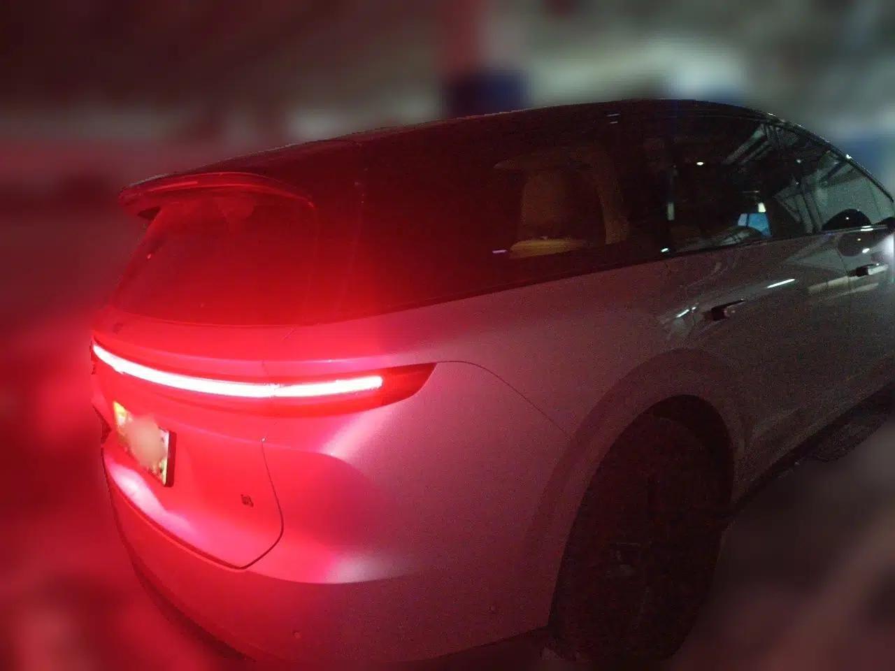 Li Auto i8 2025 Model Standard Version — миниатюра 6