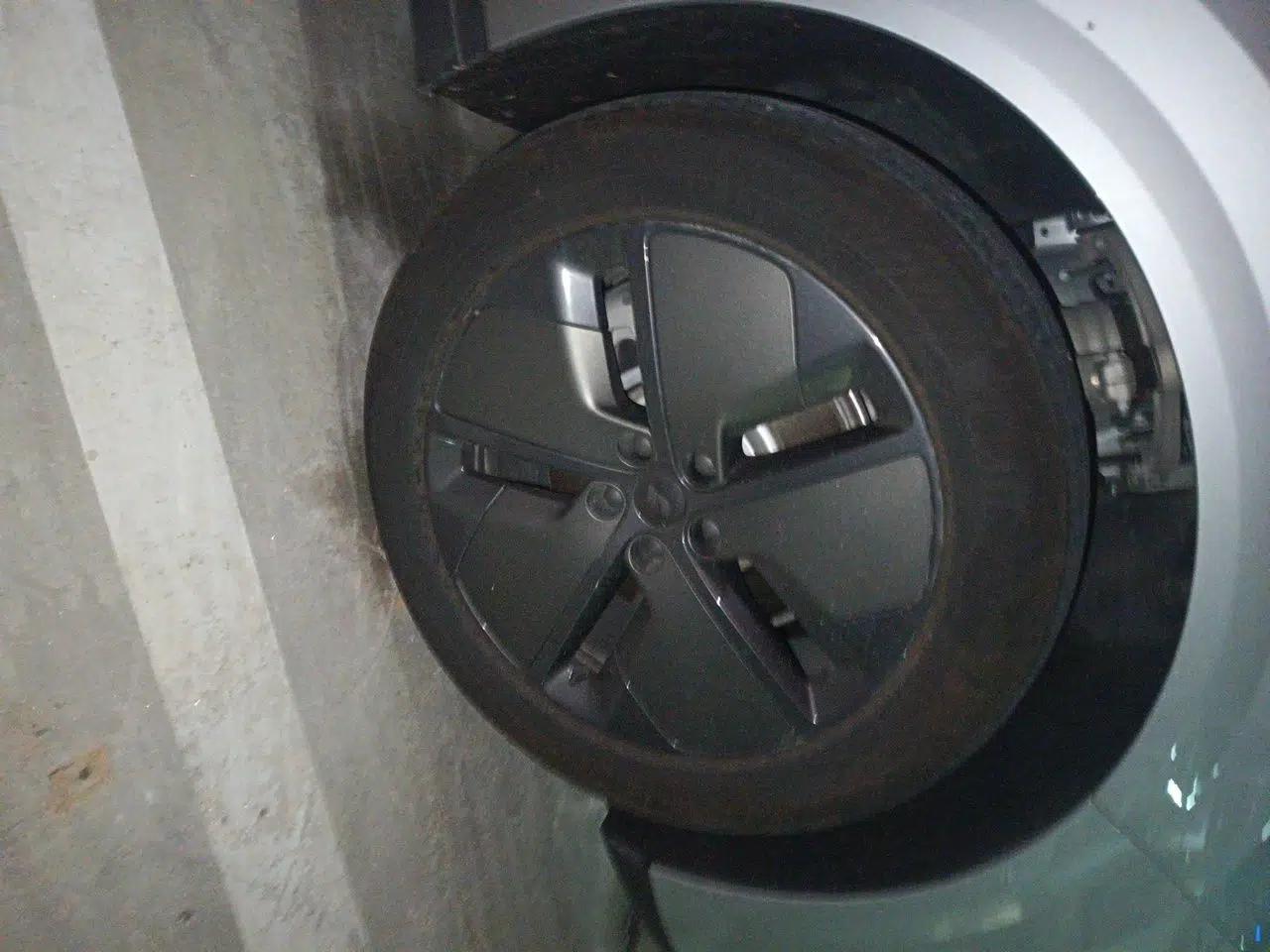 Li Auto i8 2025 Model Standard Version — миниатюра 8