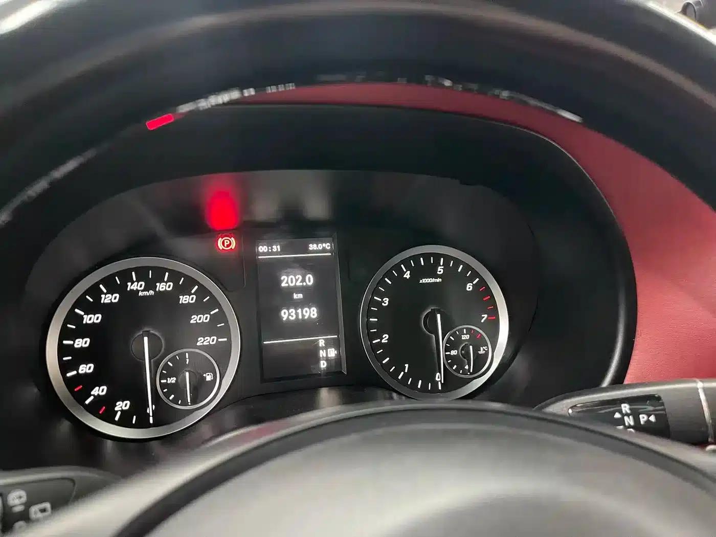 Vito 2018 2.0T Business Edition (China VI Emission Standard) — миниатюра 3