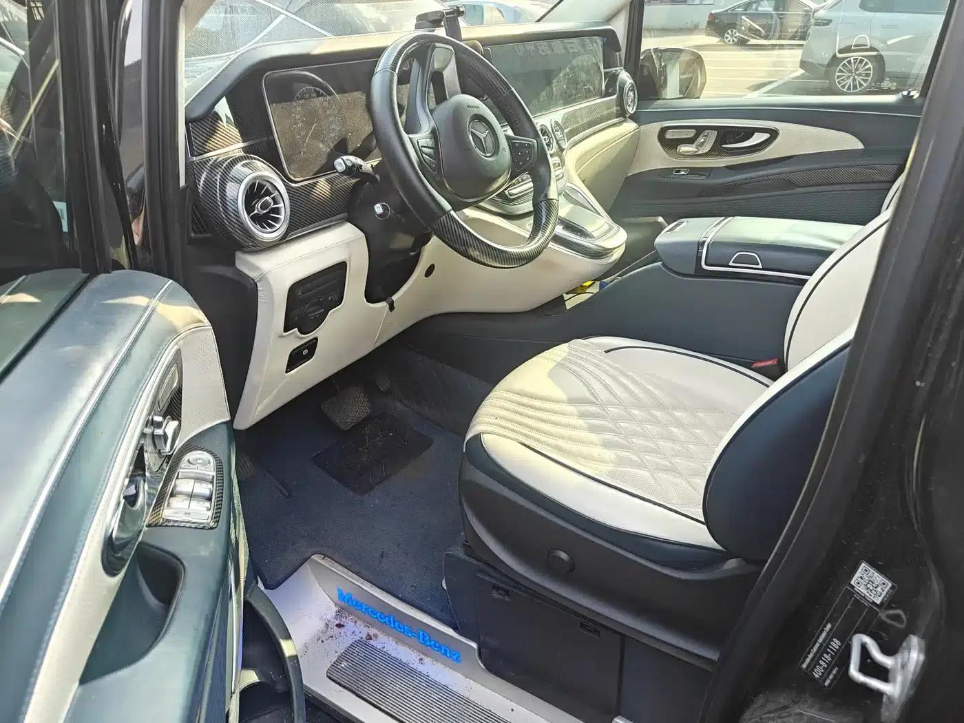 2023 Nissan Vito 2.0T Business Edition 7-seater — миниатюра 3