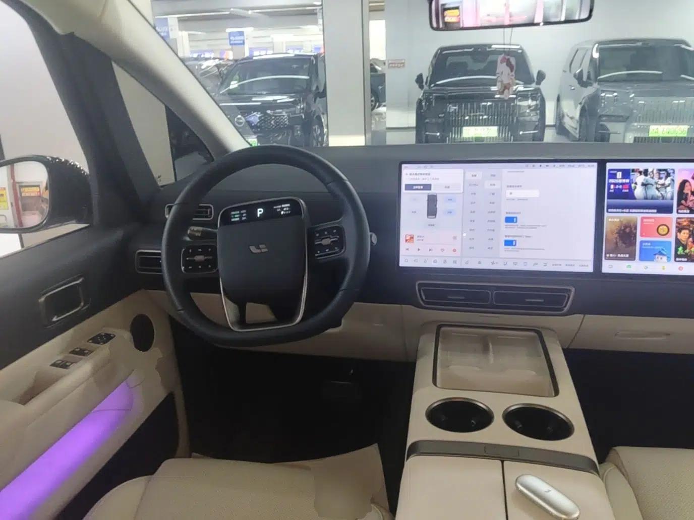 Li Auto MEGA 2025 Home Family Special Edition — миниатюра 18