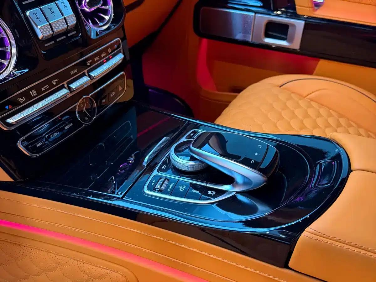2016 Mercedes-Benz G-Class G 500 — миниатюра 16