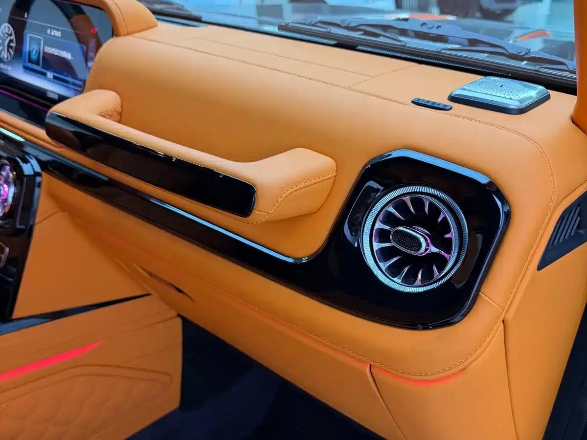 2016 Mercedes-Benz G-Class G 500 — миниатюра 17