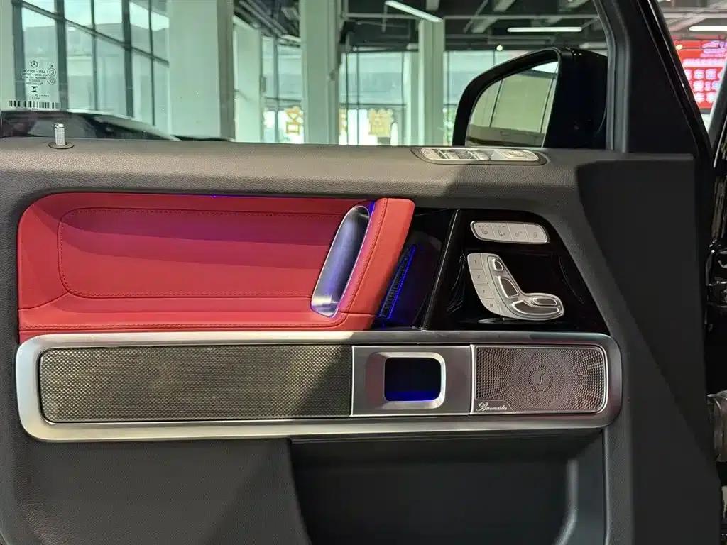 2024 Mercedes-Benz G-Class G 500 — миниатюра 17