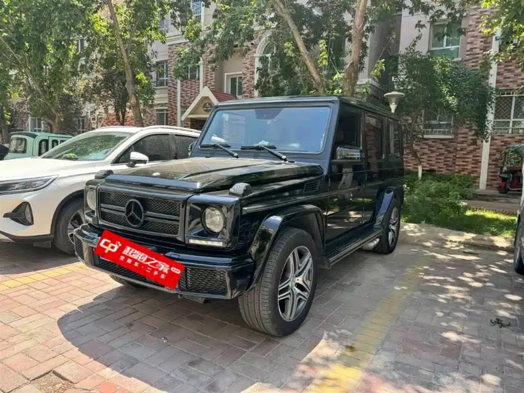 2017 Mercedes-Benz G-Class G 500 — миниатюра 1