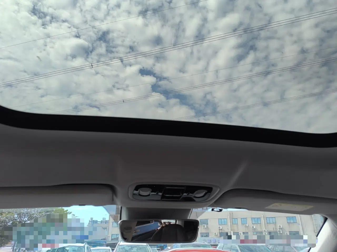 Leapmotor C11 2023 Pure Electric 500 Smart Edition — миниатюра 21