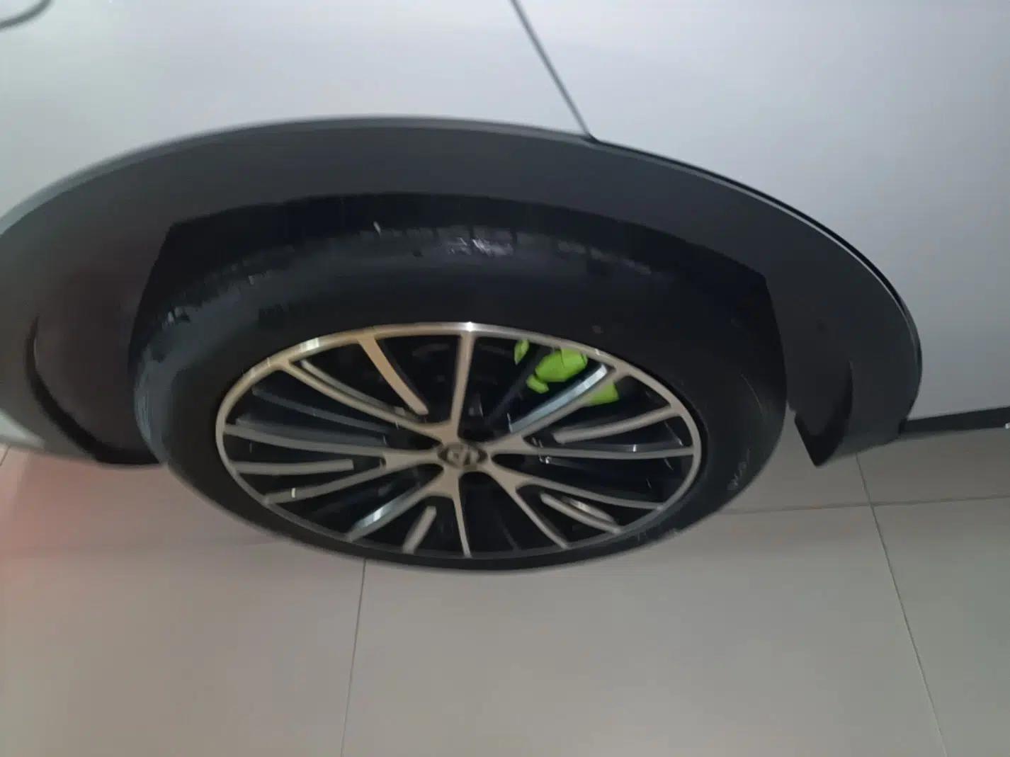 Leapmotor C11 2026 All-Electric 640 LiDAR Prestige Edition — миниатюра 11