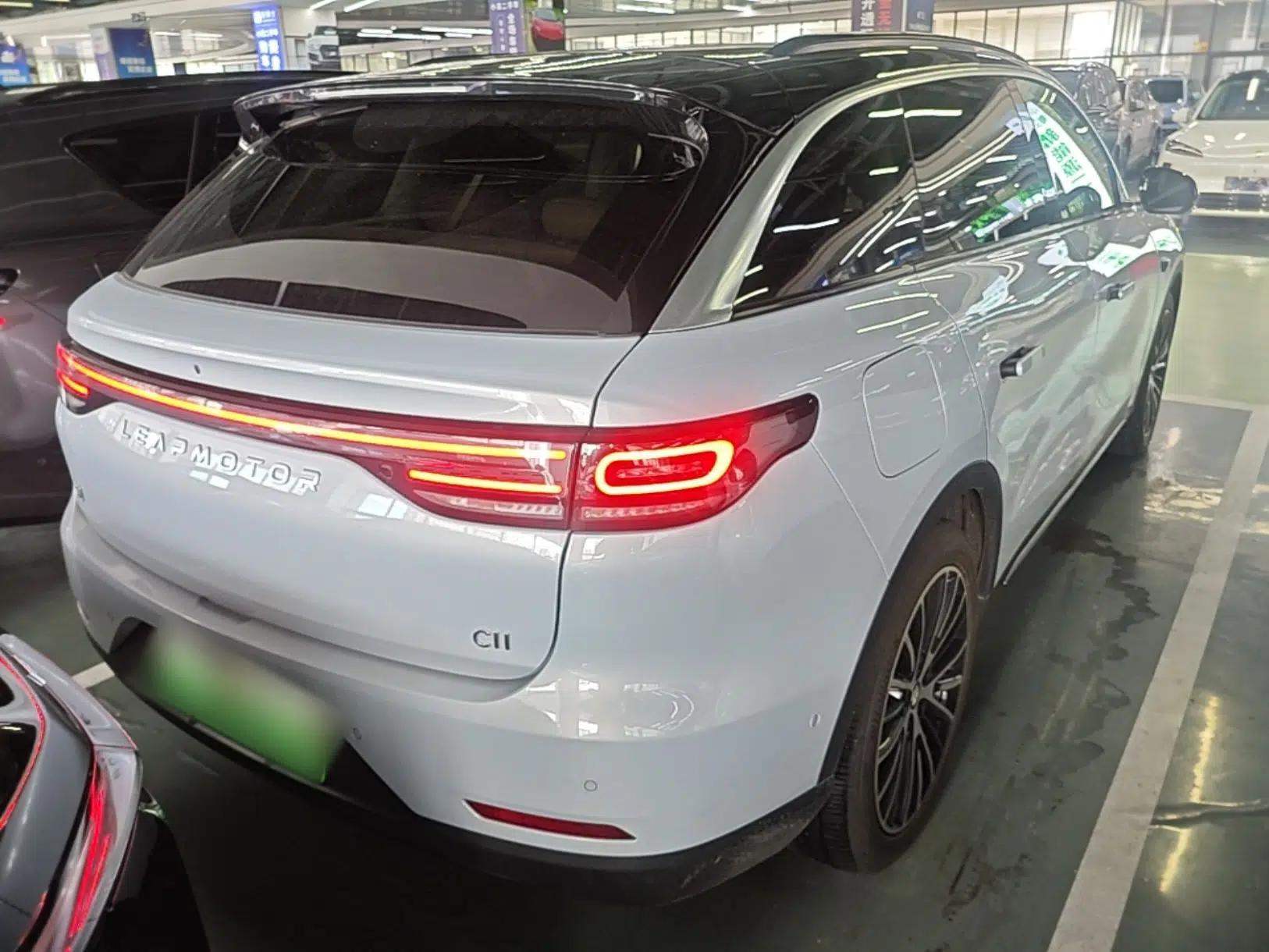 Leapmotor C11 2026 All-Electric 640 LiDAR Prestige Edition — миниатюра 5