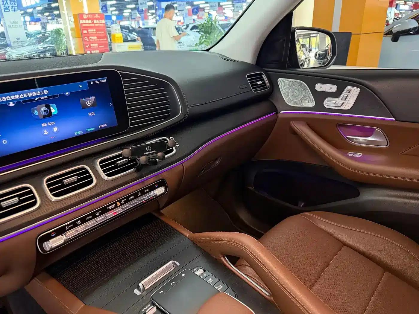 Imported Mercedes-Benz GLE 2025 GLE 350 4MATIC Fashion Model — миниатюра 10