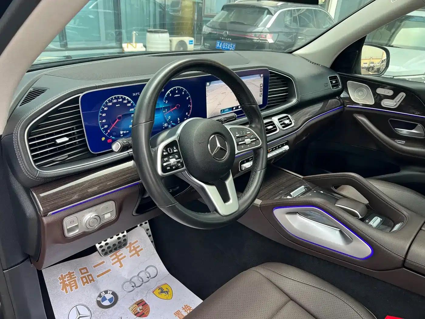 Imported Mercedes-Benz GLE 2020 facelift GLE 350 4MATIC Fashion model — миниатюра 4