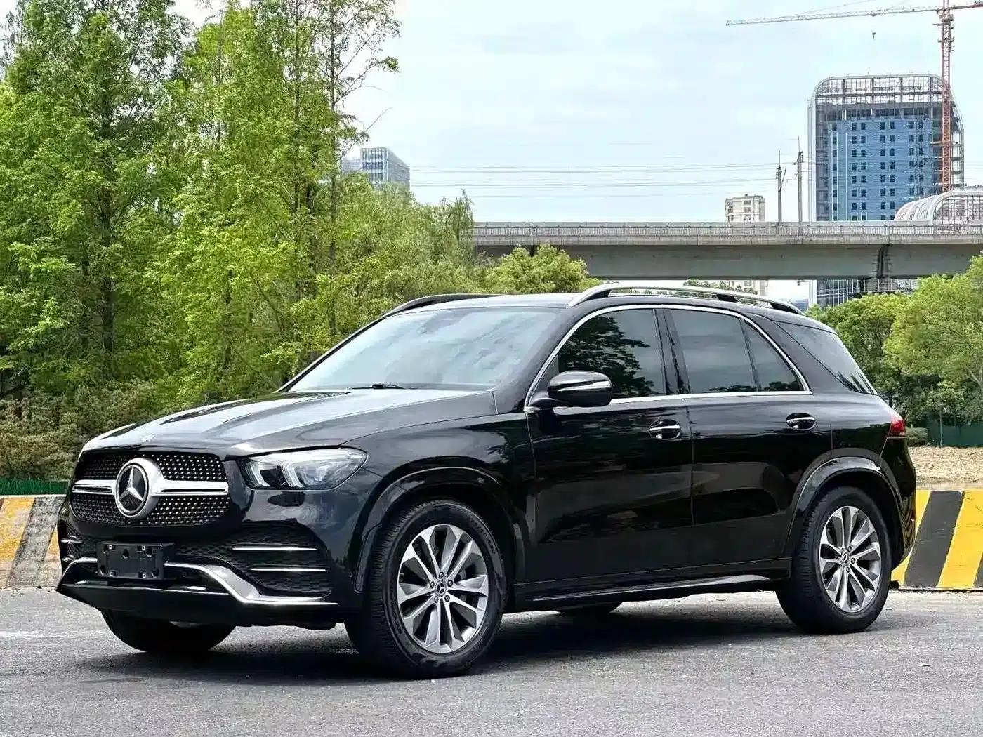 Mercedes-Benz GLE (Imported) 2022 Facelift GLE 350 4MATIC Fashion Model — миниатюра 1