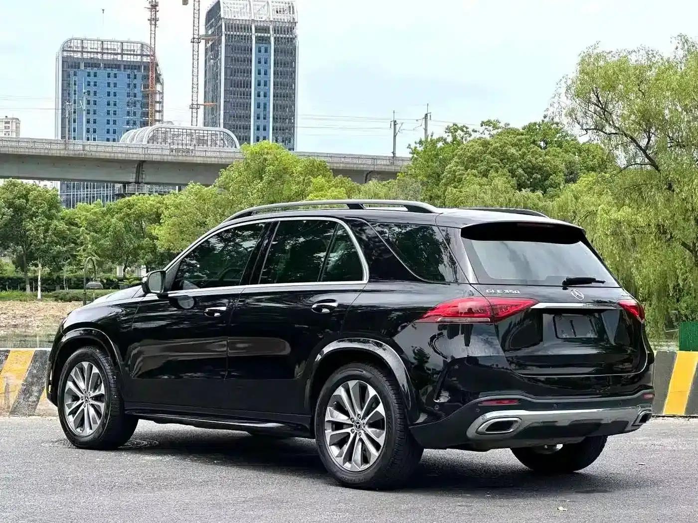 Mercedes-Benz GLE (Imported) 2022 Facelift GLE 350 4MATIC Fashion Model — миниатюра 7