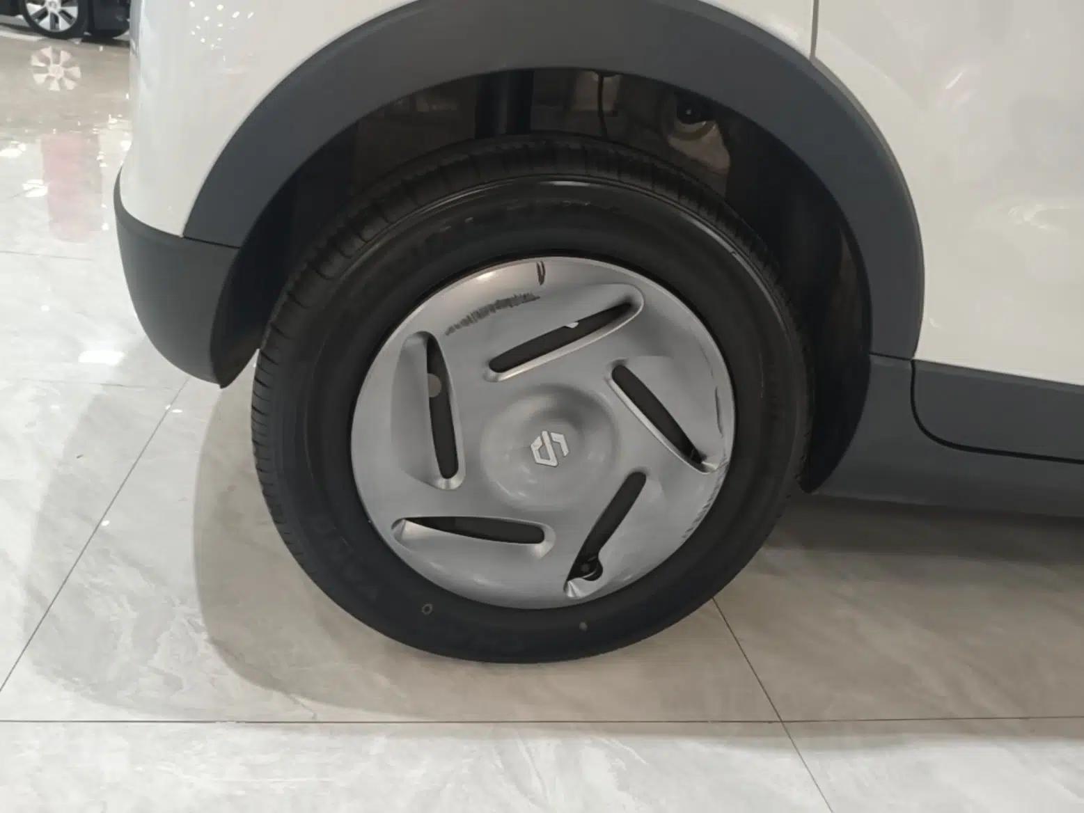 Leapmotor T03 2024 200 Lite Edition — миниатюра 11