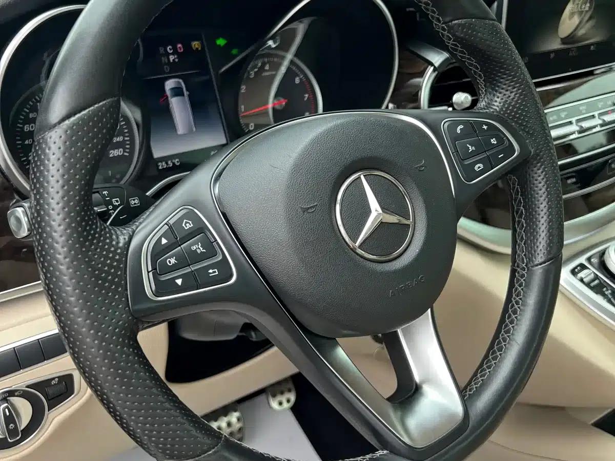 Mercedes-Benz V-Class 2018 V 260 Premium Edition (China VI Emission Standard) — миниатюра 14