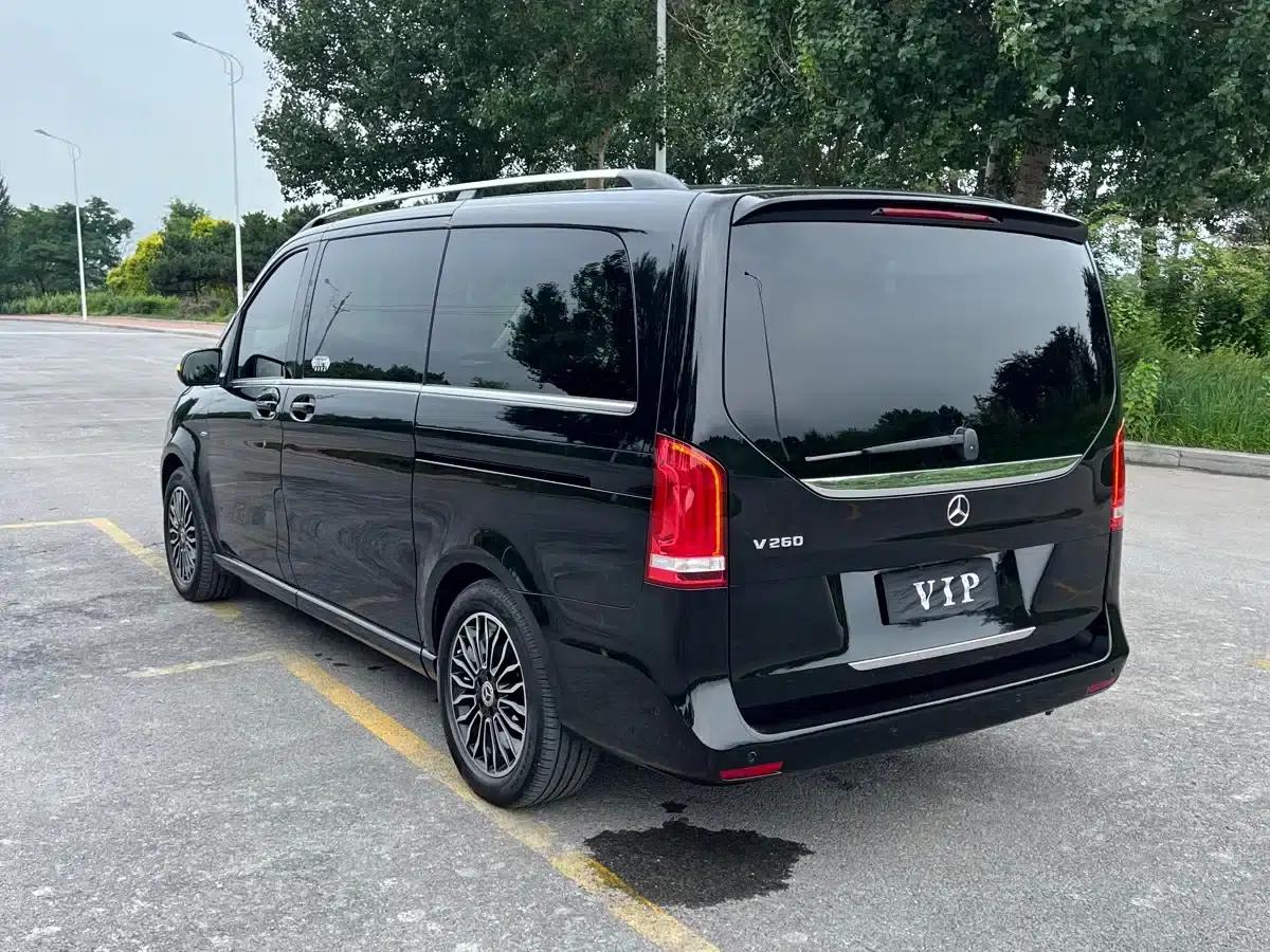 Mercedes-Benz V-Class 2018 V 260 Premium Edition (China VI Emission Standard) — миниатюра 8