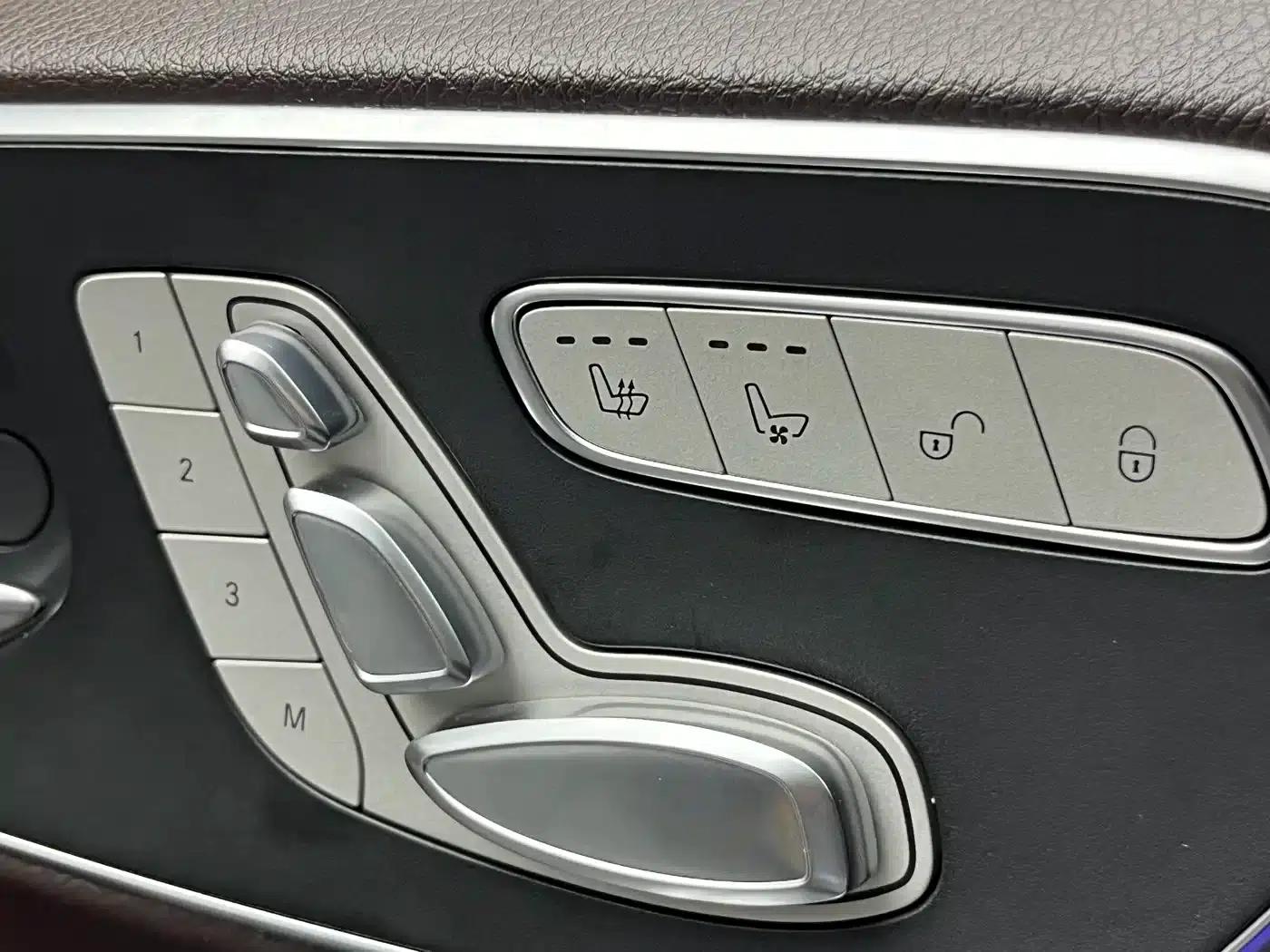 Mercedes-Benz V-Class 2021 V 260 L Long Wheelbase Luxury Edition — миниатюра 14