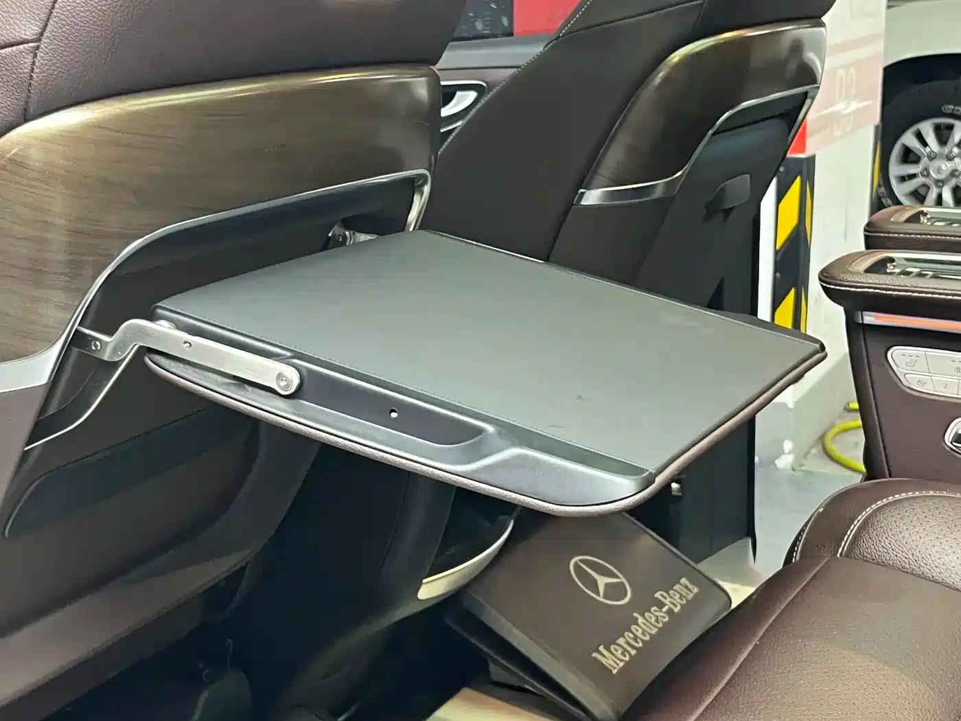 Mercedes-Benz V-Class 2021 V 260 L Long Wheelbase Luxury Edition — миниатюра 23