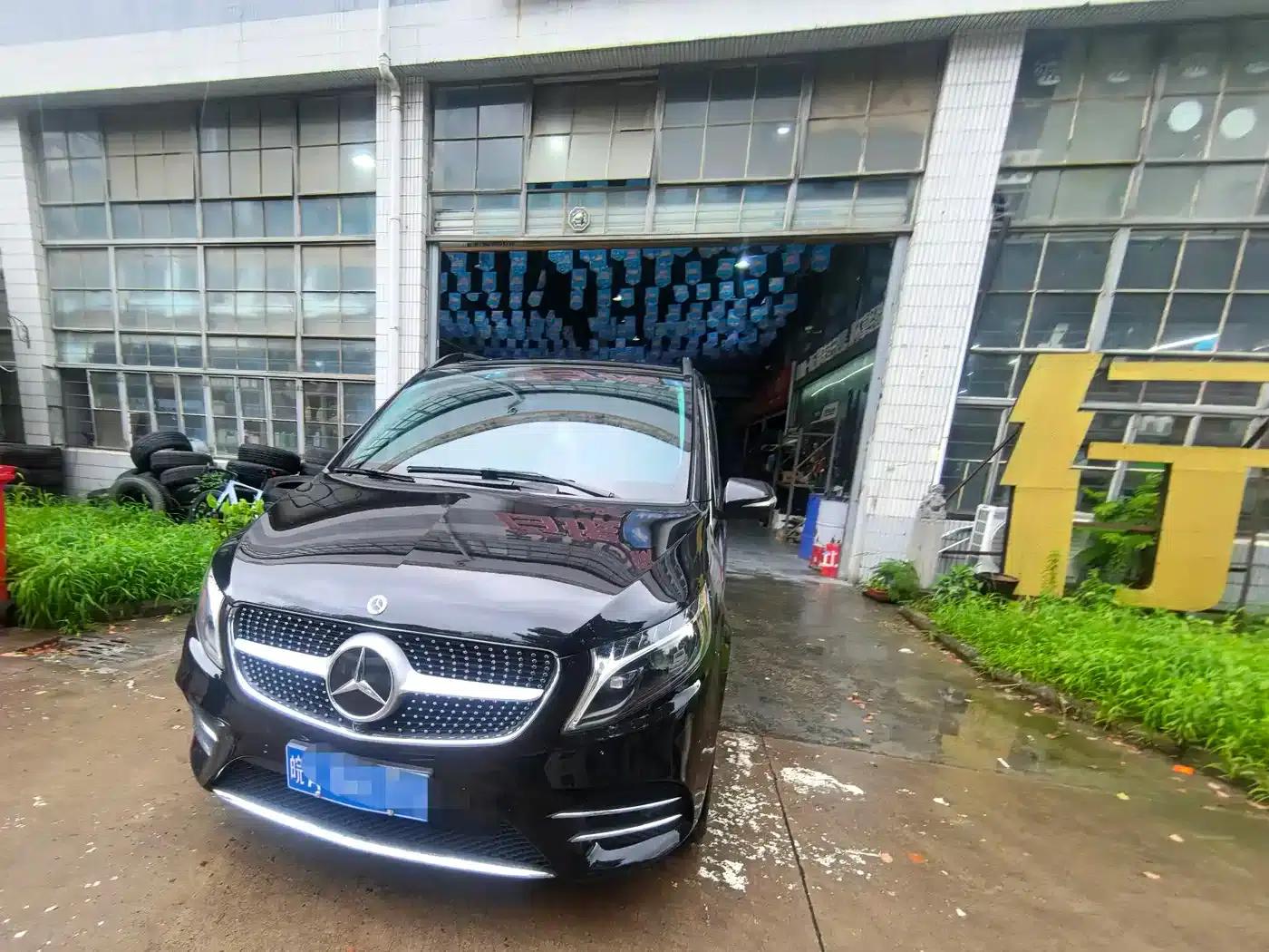 Mercedes-Benz V-Class 2022 V 260 L Long Wheelbase Luxury Edition — миниатюра 4