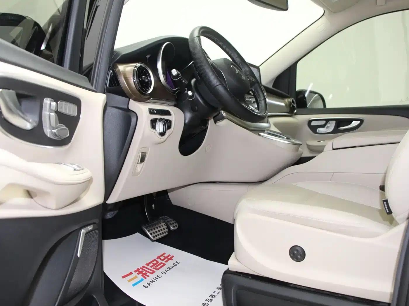 Mercedes-Benz V-Class 2020 V 260 Premium Edition — миниатюра 8