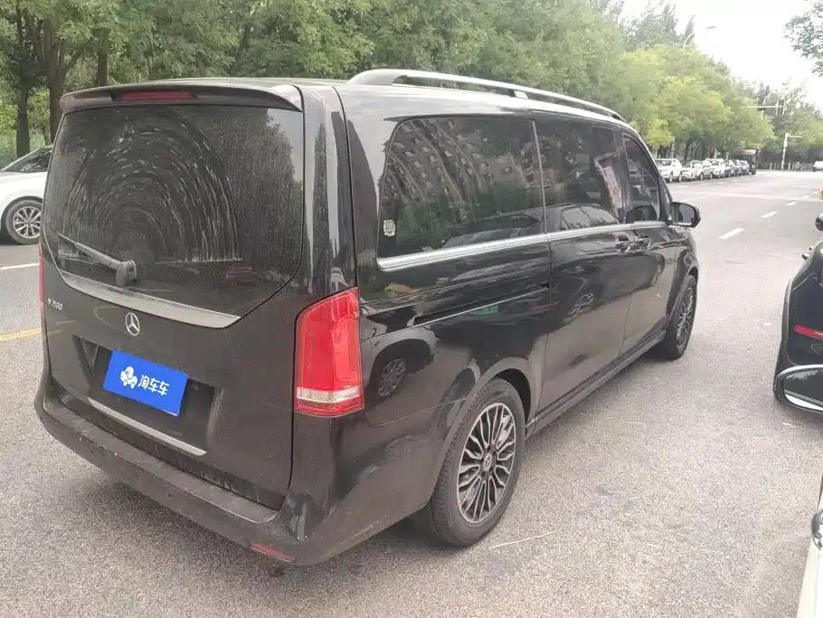 Mercedes-Benz V-Class 2018 V 260 Premium Edition (China VI Emission Standard) — миниатюра 3