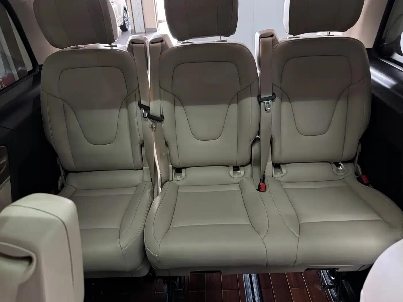 Mercedes-Benz V-Class 2022 V 260 L Long Wheelbase Luxury Edition — миниатюра 12