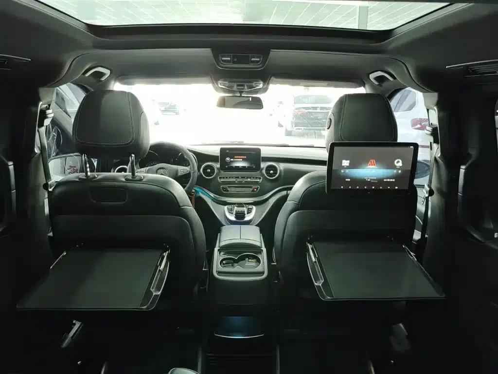 Mercedes-Benz V-Class 2018 V 260 Premium Edition (China V Emission Standard) — миниатюра 13
