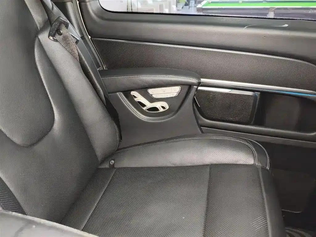 Mercedes-Benz V-Class 2018 V 260 Premium Edition (China V Emission Standard) — миниатюра 15