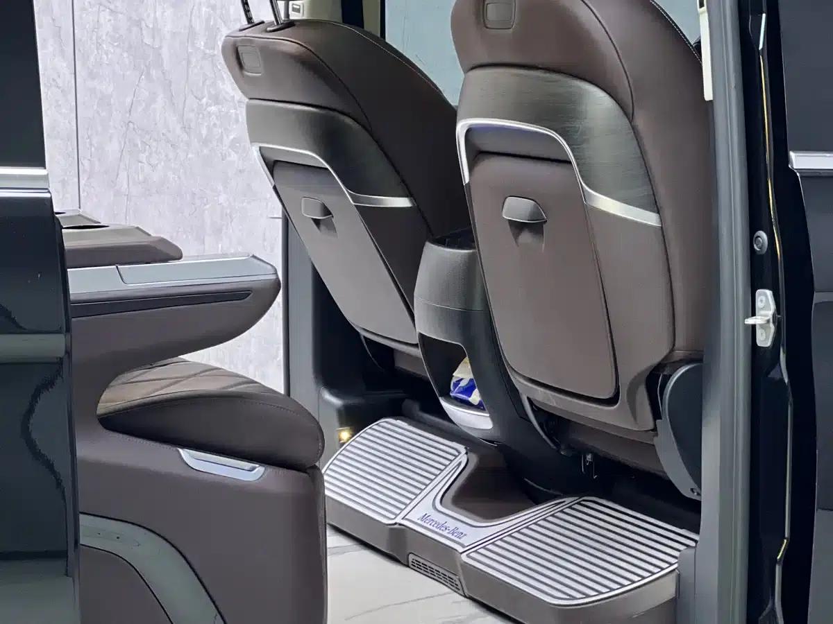 Mercedes-Benz V-Class 2024 V 300 L Long Wheelbase Luxury Edition — миниатюра 15