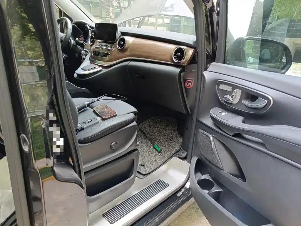 Mercedes-Benz V-Class 2022 V 260 Premium Edition — миниатюра 20
