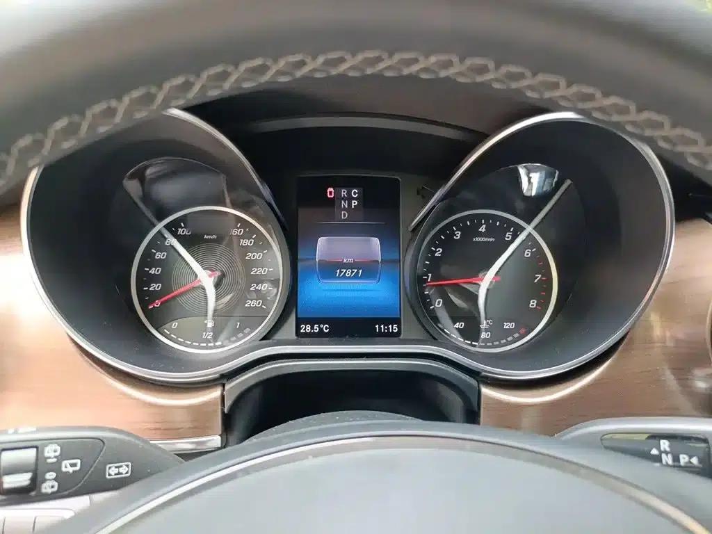 Mercedes-Benz V-Class 2022 V 260 Premium Edition — миниатюра 4