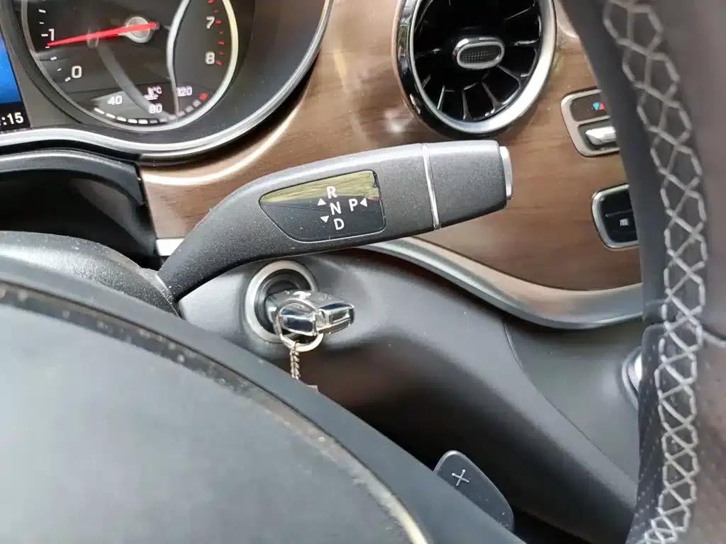 Mercedes-Benz V-Class 2022 V 260 Premium Edition — миниатюра 7