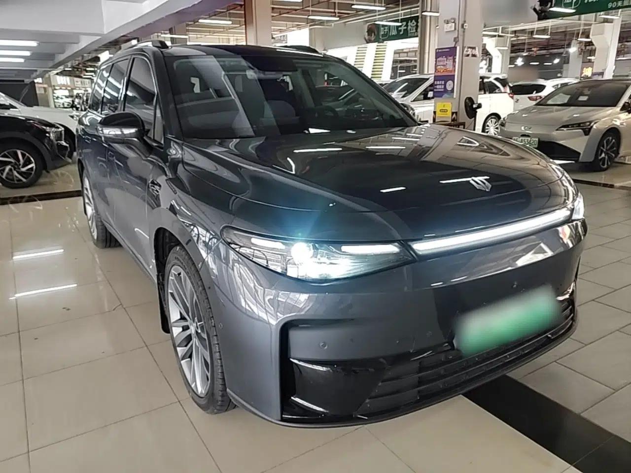 Leapmotor C16 2024 Pure Electric 520 Deluxe Edition — миниатюра 3