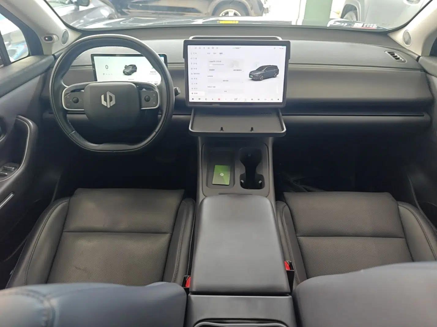 Leapmotor C16 2024 Range-Extended 200 Luxury Edition — миниатюра 12