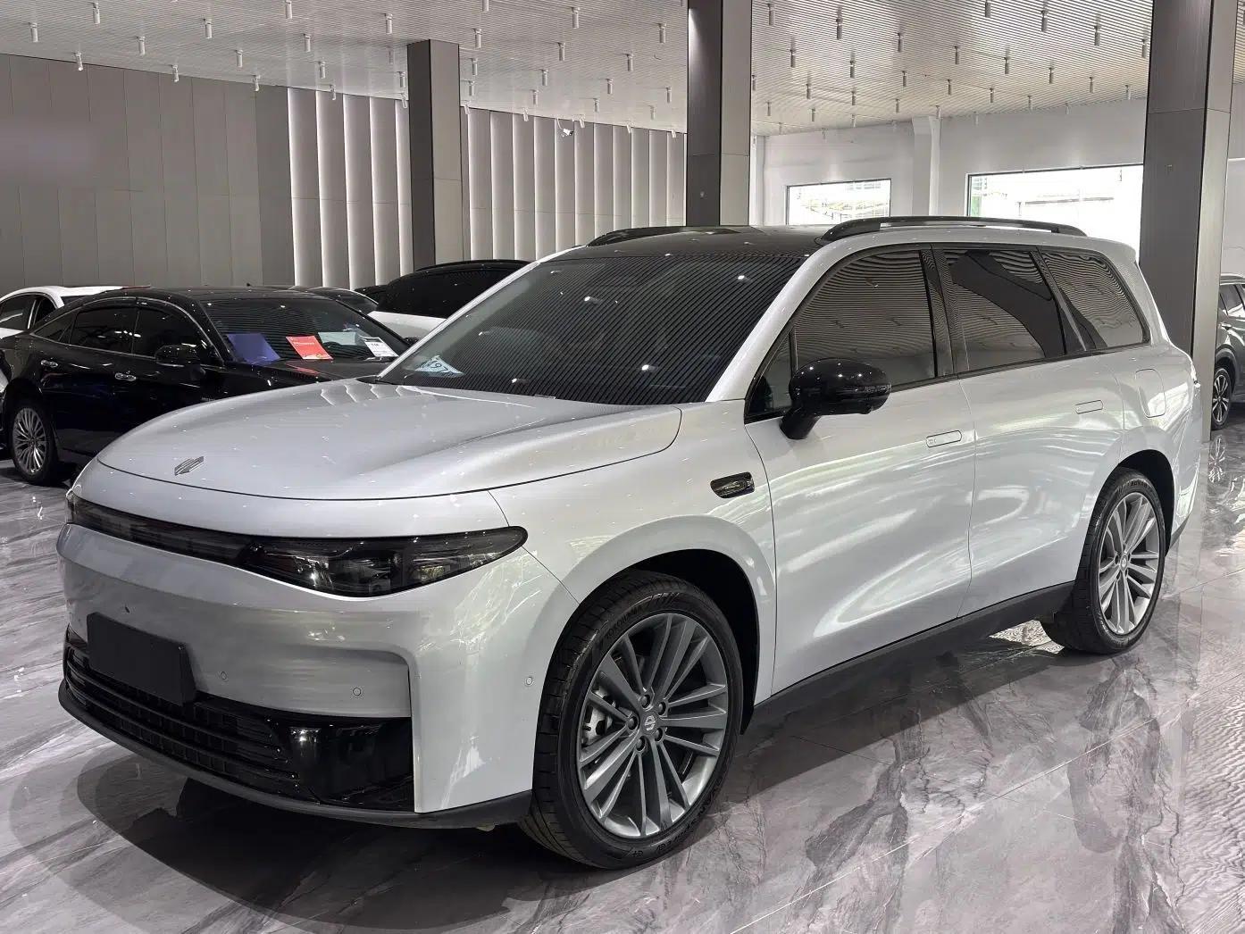Leapmotor C16 2024 Pure Electric 520 Deluxe Edition — миниатюра 1