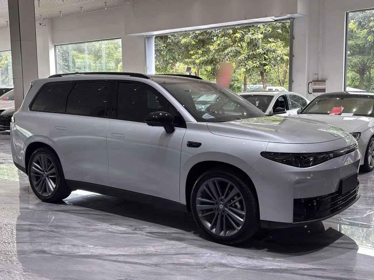 Leapmotor C16 2024 Pure Electric 520 Deluxe Edition — миниатюра 14
