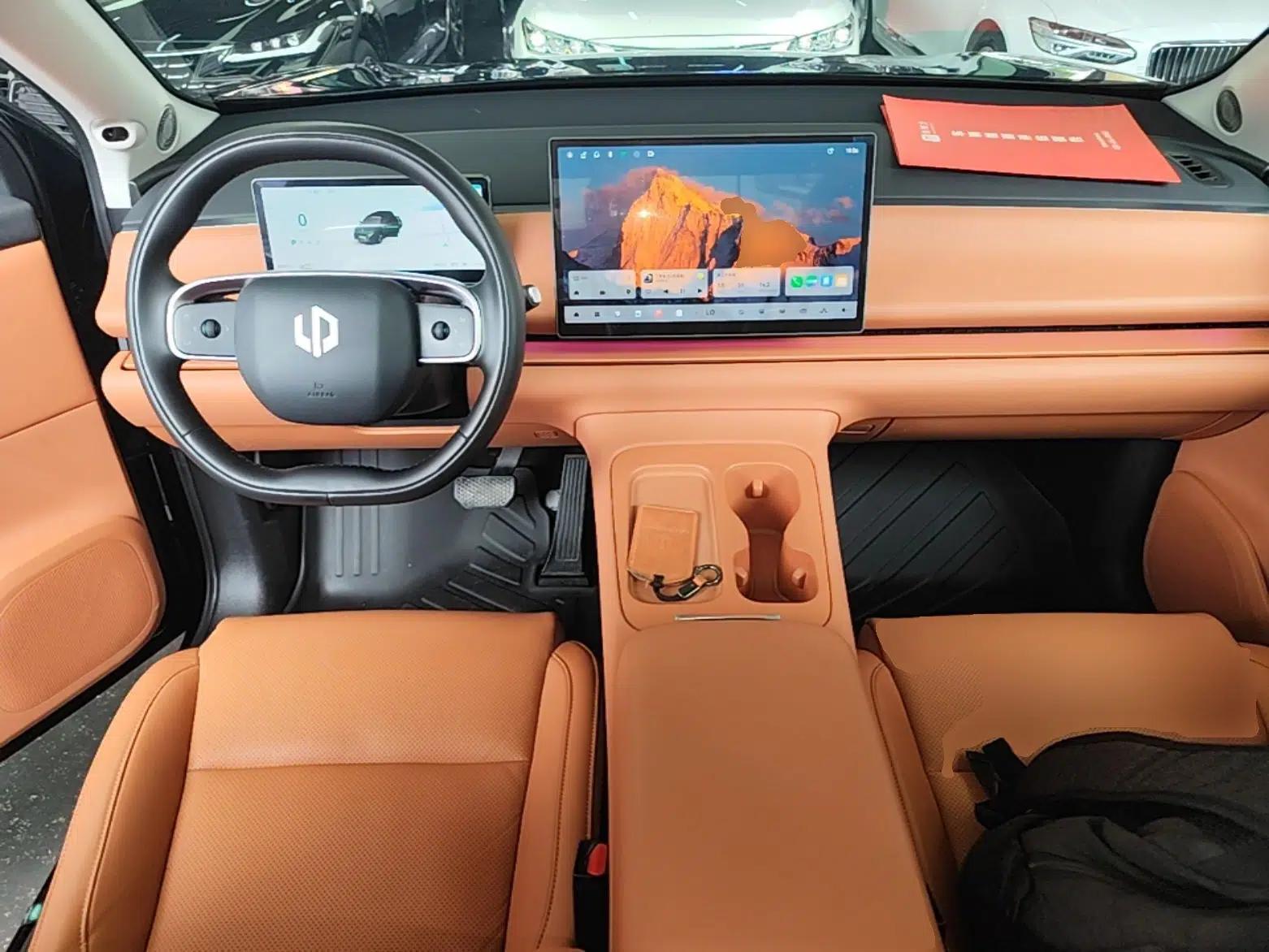 Leapmotor C16 2024 Pure Electric 520 Deluxe Edition — миниатюра 12