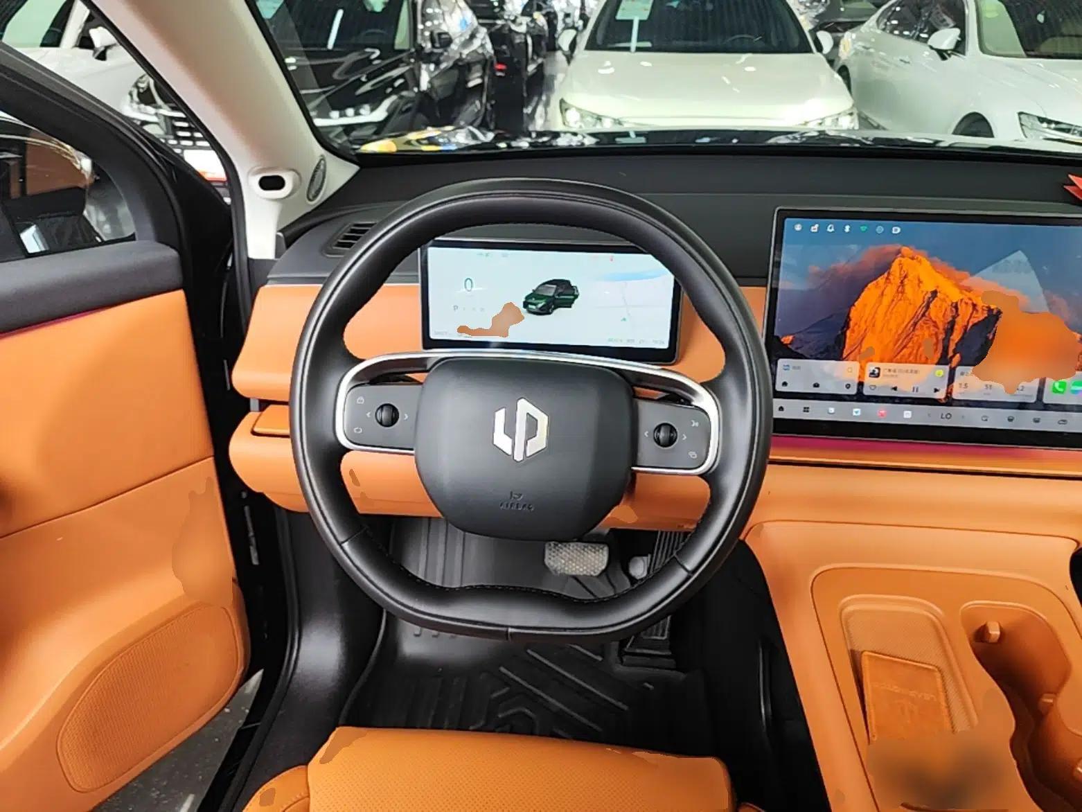Leapmotor C16 2024 Pure Electric 520 Deluxe Edition — миниатюра 13