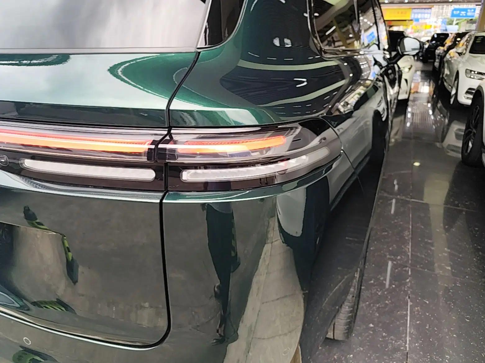 Leapmotor C16 2024 Pure Electric 520 Deluxe Edition — миниатюра 9
