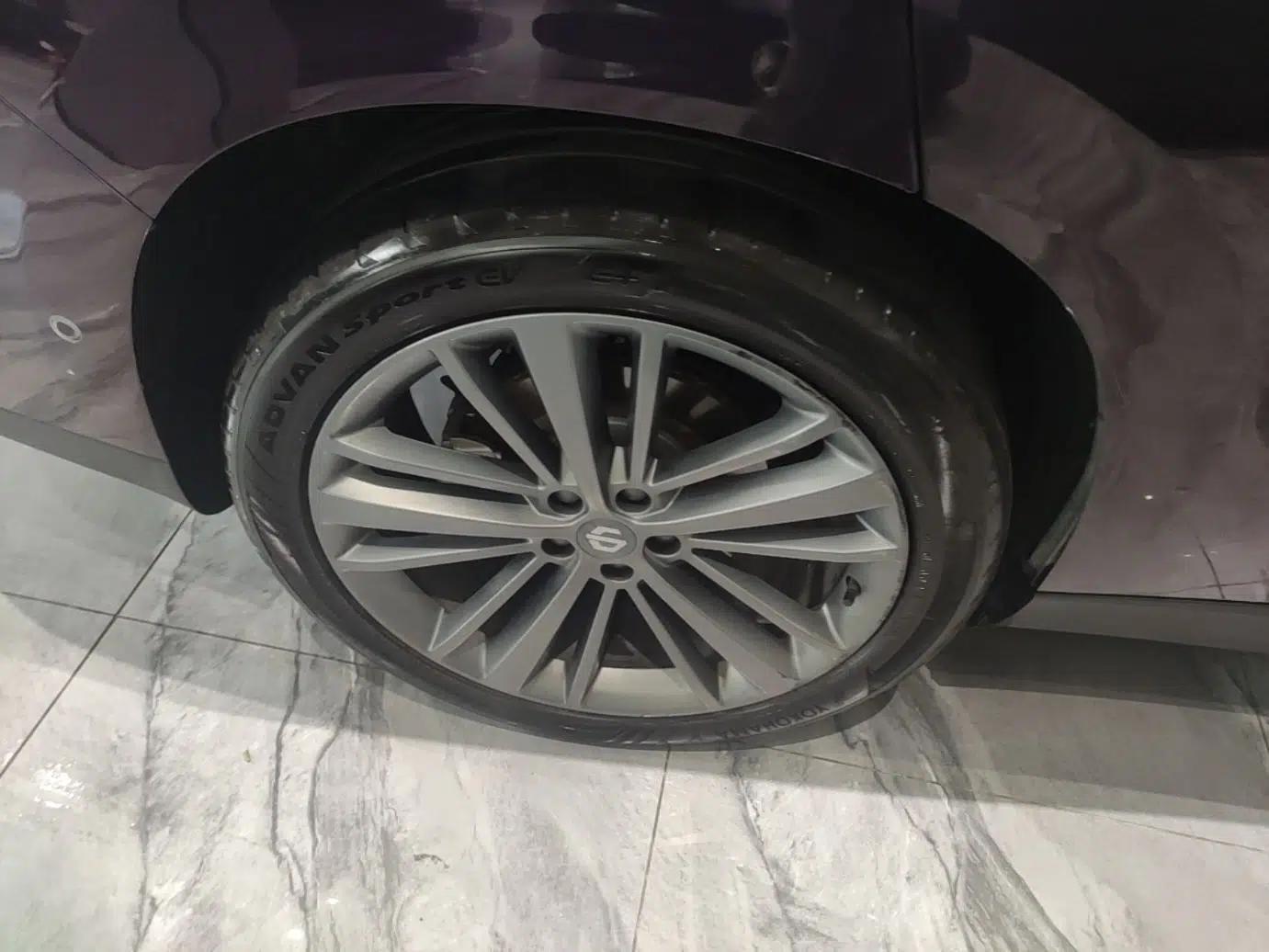 Leapmotor C16 2024 All-Electric 580 Luxury Edition — миниатюра 11