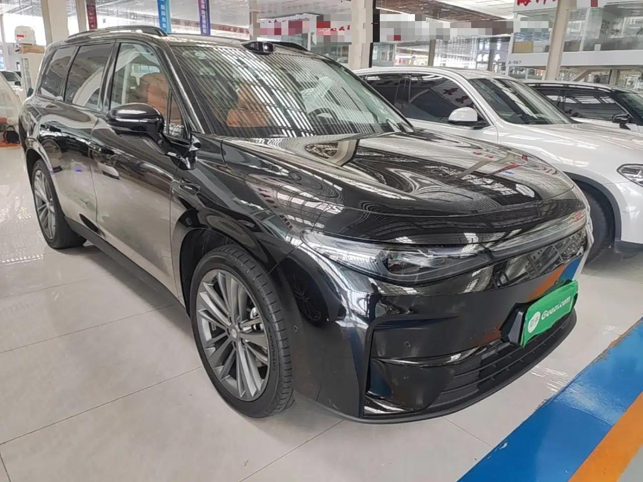 Leapmotor C16 2026 Extended-Range 280 LiDAR Zhizun Edition 6 Seats — миниатюра 12