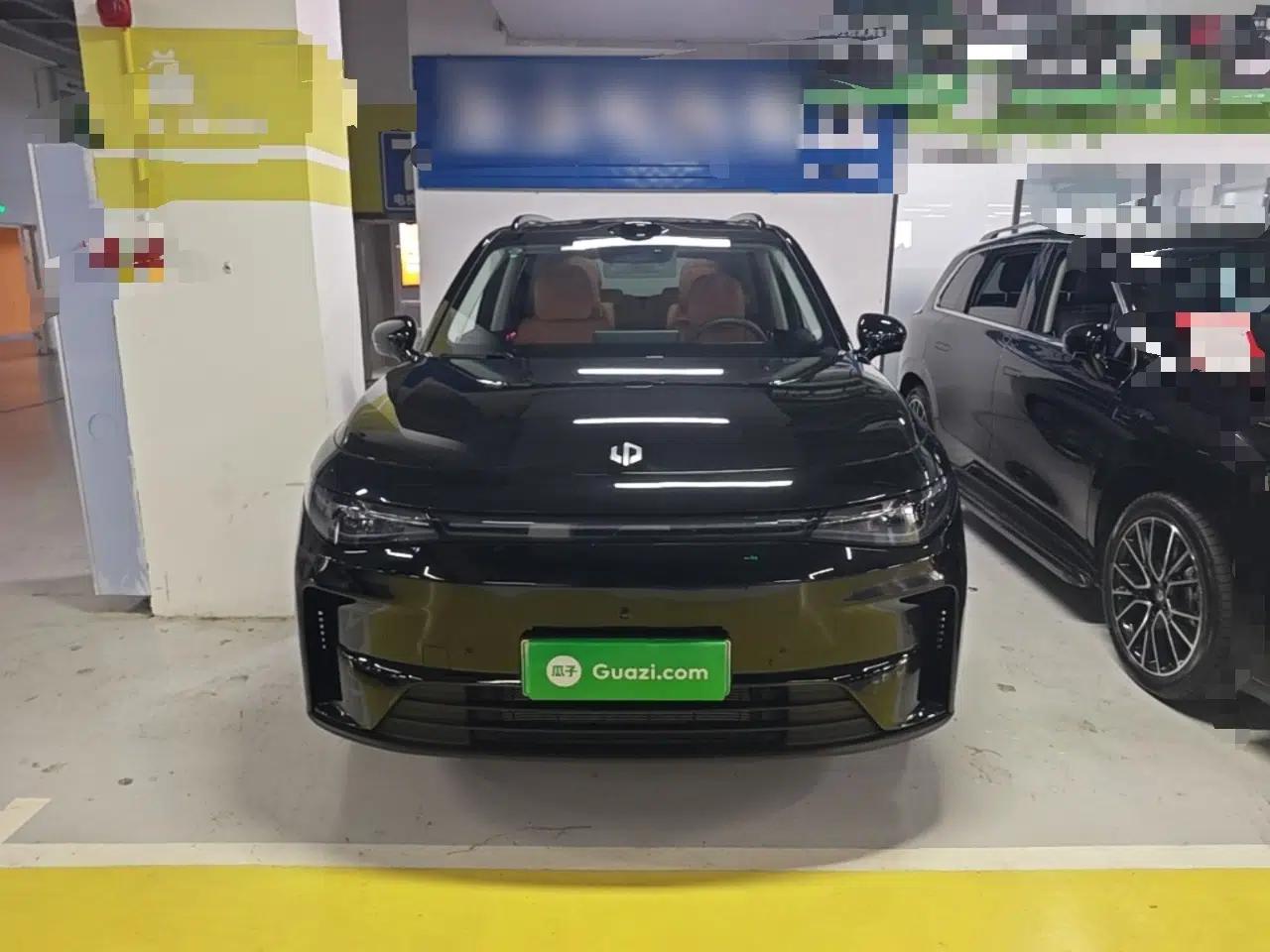 Leapmotor C16 2026 Extended-Range 280 LiDAR Zhizun Edition 6 Seats — миниатюра 2