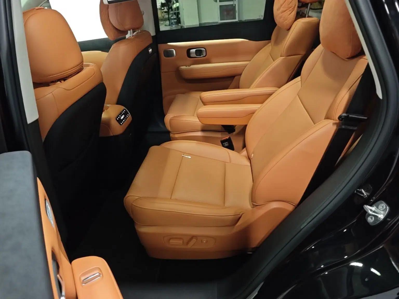 Leapmotor C16 2026 Extended-Range 280 LiDAR Zhizun Edition 6 Seats — миниатюра 25