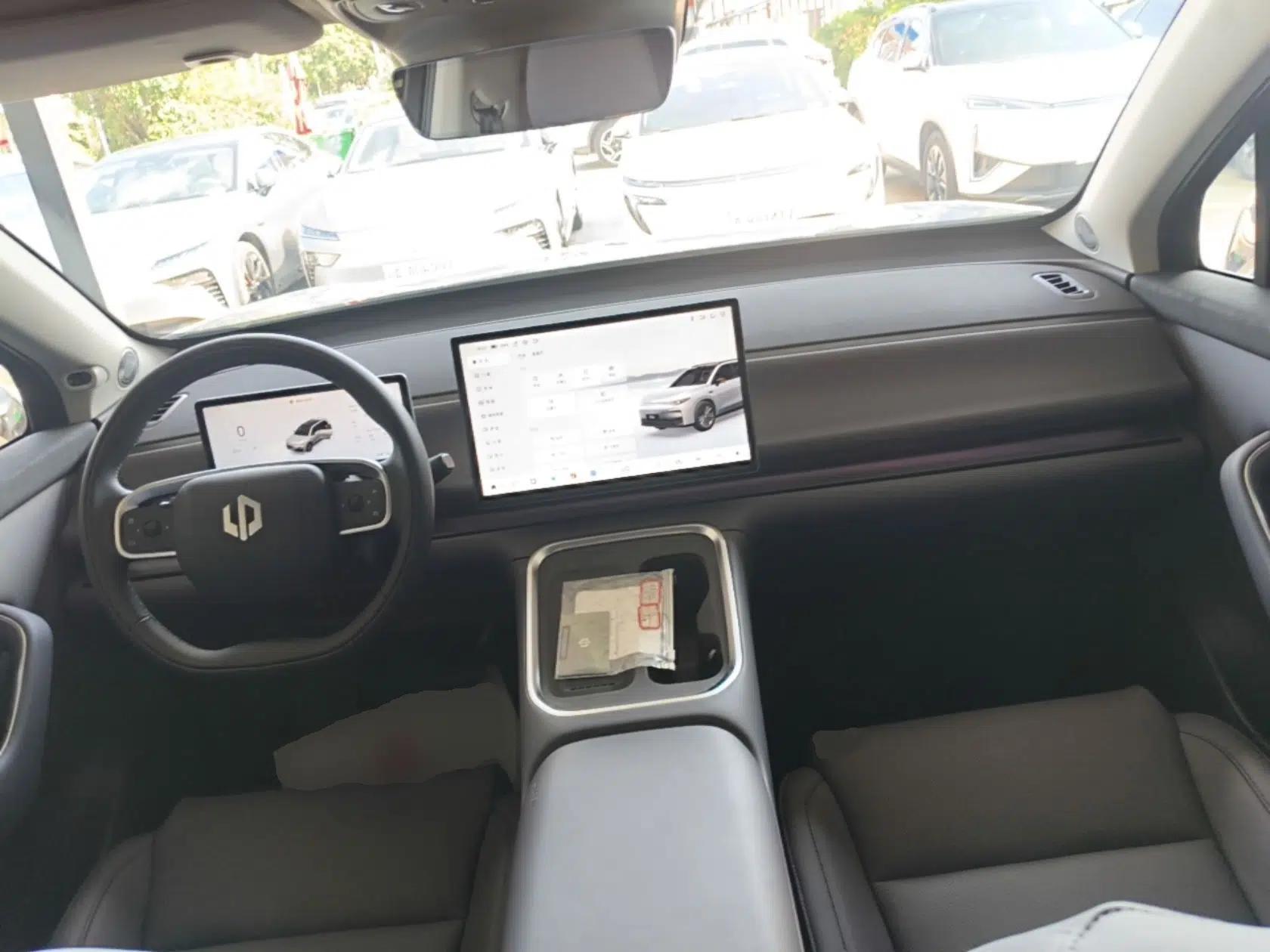 Leapmotor C16 2026 Extended-Range 280 LiDAR Version 6 Seats — миниатюра 12
