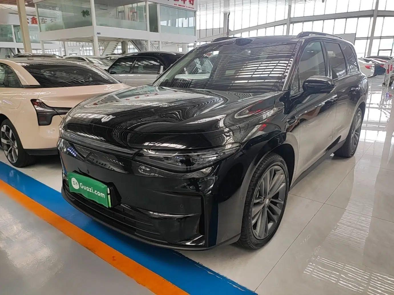 Leapmotor C16 2026 Extended-Range 280 LiDAR Zhizun Edition 6 Seats — миниатюра 1
