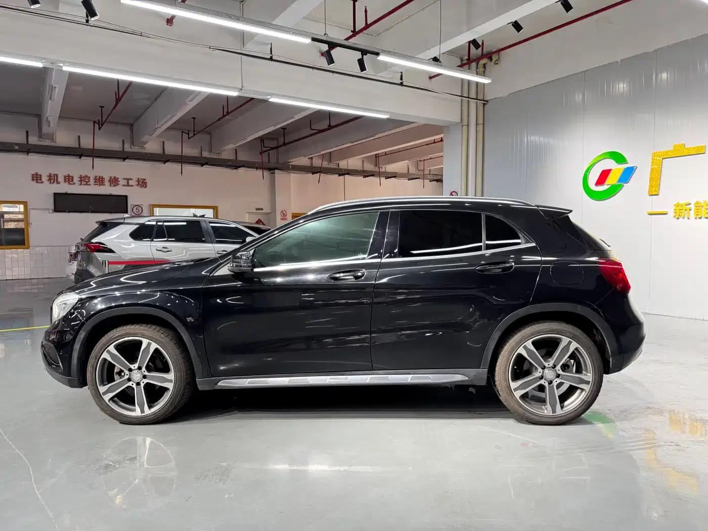 2015 Mercedes-Benz GLA 220 4MATIC Luxury — миниатюра 7