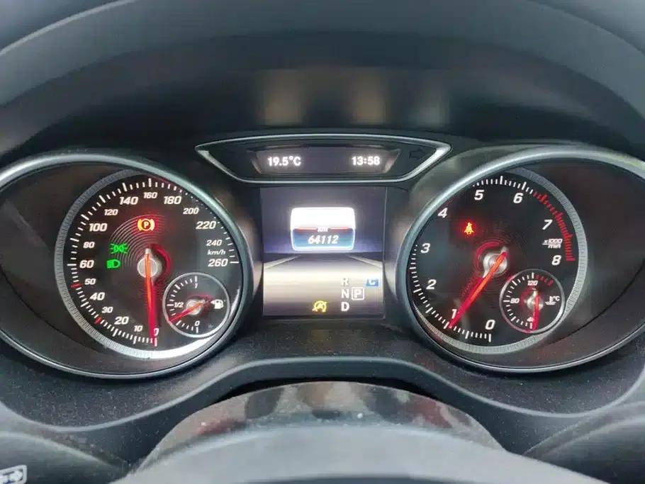 2018 Mercedes-Benz GLA 200 Dynamic — миниатюра 14