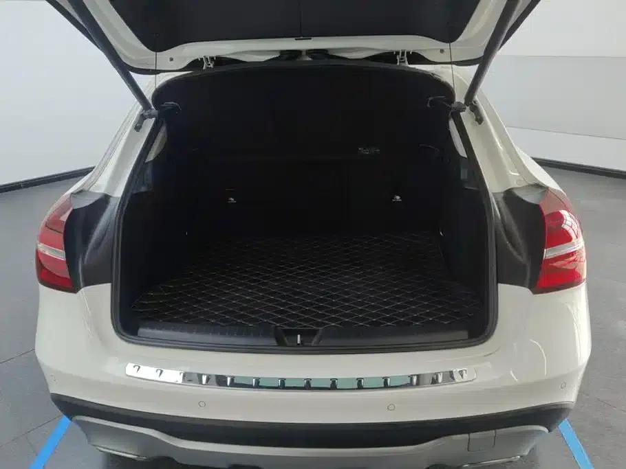2018 Mercedes-Benz GLA 200 Dynamic — миниатюра 4