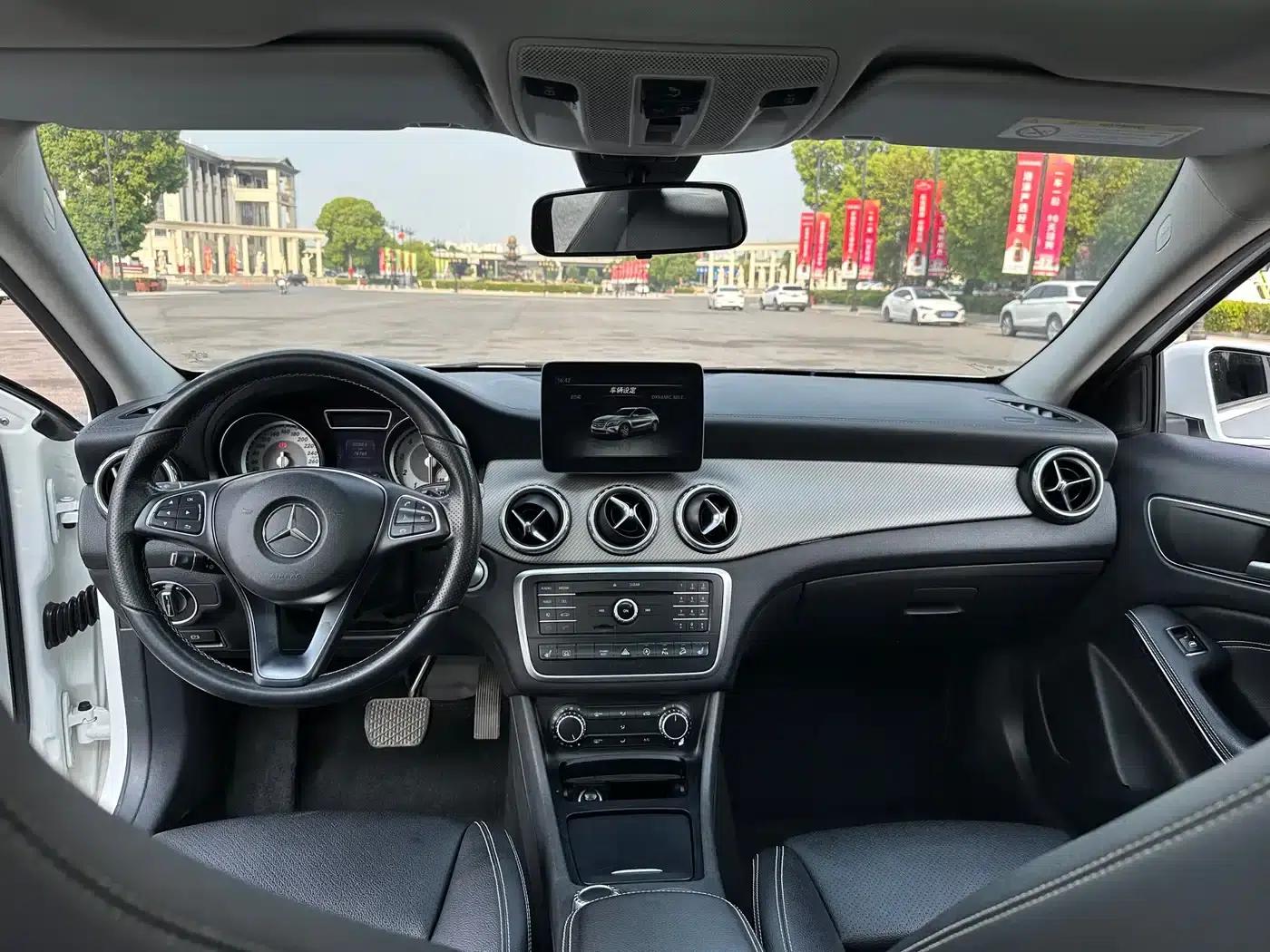 2016 Mercedes-Benz GLA 220 4MATIC Fashion Edition — миниатюра 11